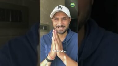 Who is Sadhguru's Favourite Bowler? Harbhajan Singh Asks #shorts