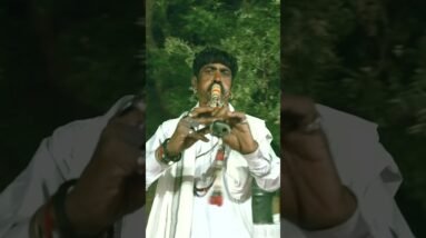 Sadhguru grooves to the rhythm of the beats with effortless grace!